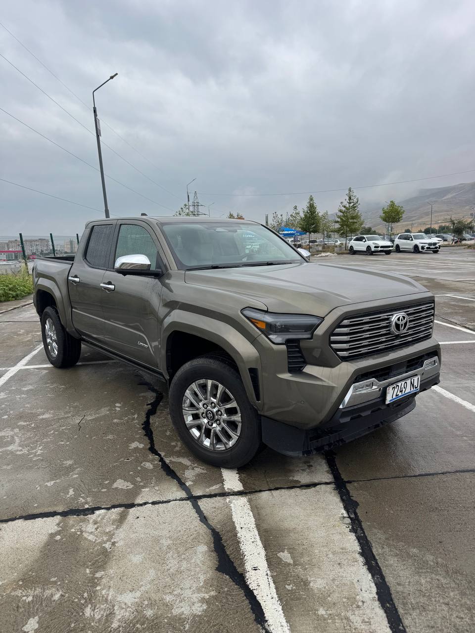 Toyota TACOMA